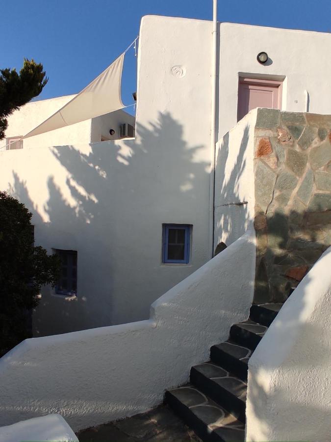 Porto Sikinos Hotel Alopronia Exterior photo