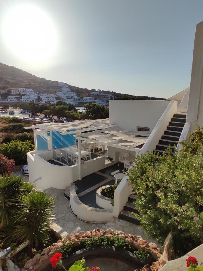 Porto Sikinos Hotel Alopronia Exterior photo