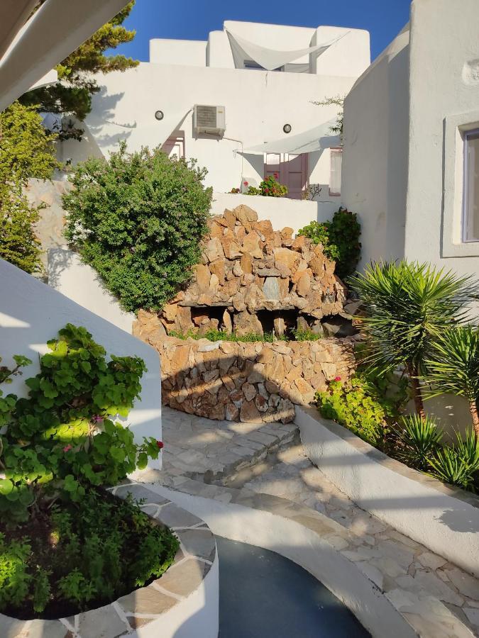 Porto Sikinos Hotel Alopronia Exterior photo